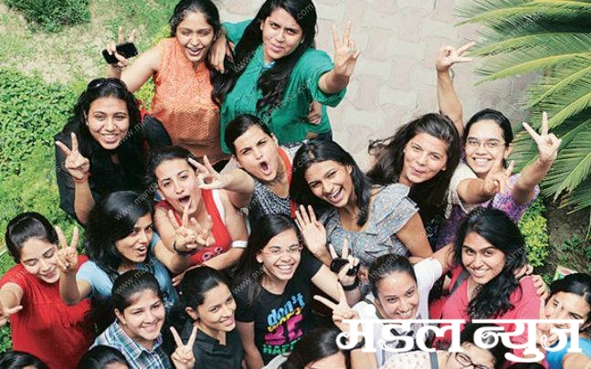 girls-topper-amravati-mandal