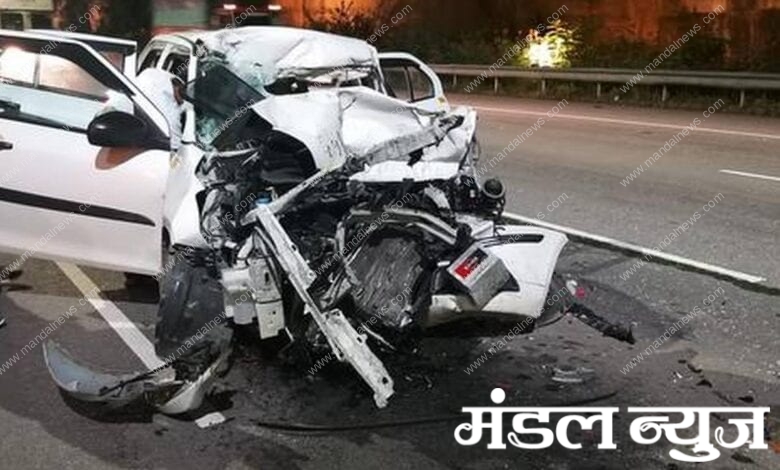 car-accident-amravati-mandal