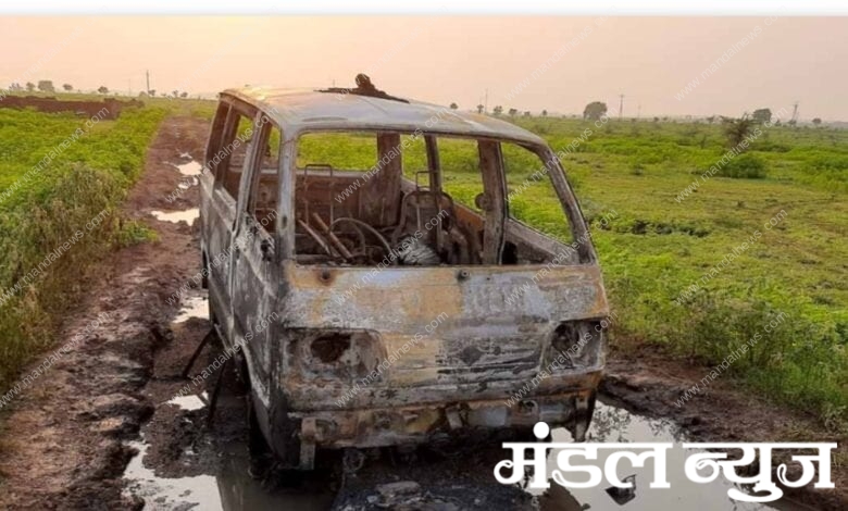 ambulance-burned-amravati-mandal