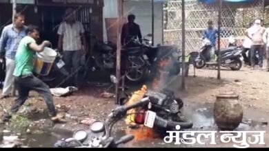 motor-cycle-fired-amravati-mandal