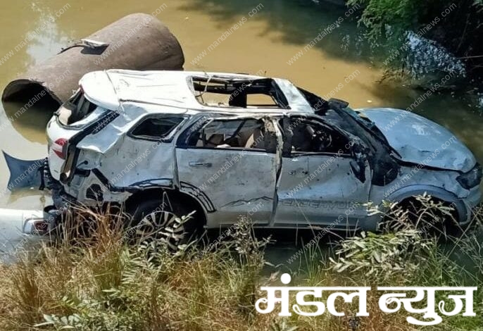 car-accident-amravati-mandal