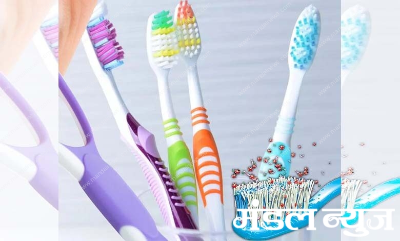 Toothbrush-and-tongue-cleaner-amravati-mandal