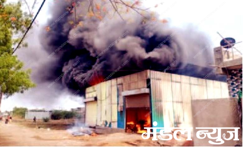 Furniture-Factory-Fire-amravati-mandal