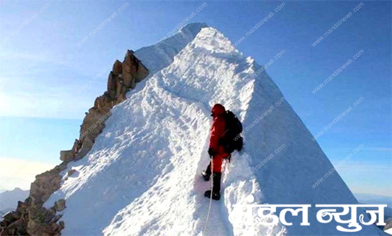 Mount-Everest-amravati-mandal