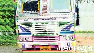 truck-accident-amravati-mandal