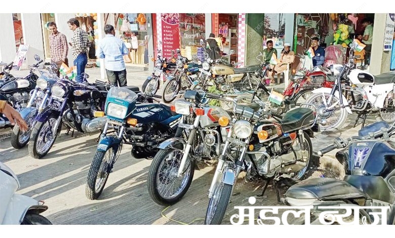 motorcycle-show-amravati-mandal